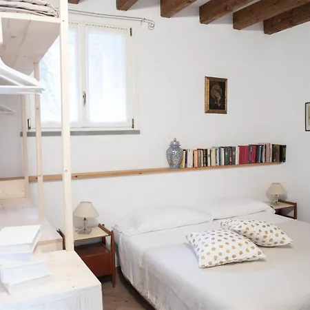 Iseolakerental - La Collina Di Apartment *